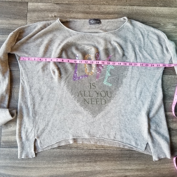 Princess goes Hollywood luxury cashmere - Picture 2 of 12